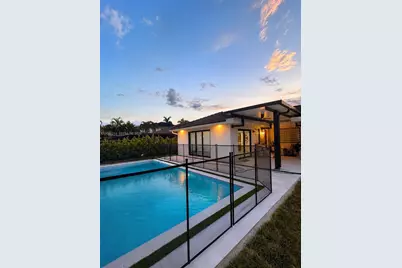 18263 SW 149th Pl, Miami, FL 33187 - Photo 11