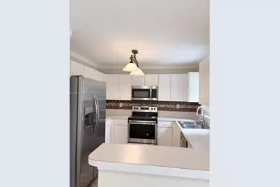 2297 NW 171st Ter, Pembroke Pines, FL 33028 - Photo 9