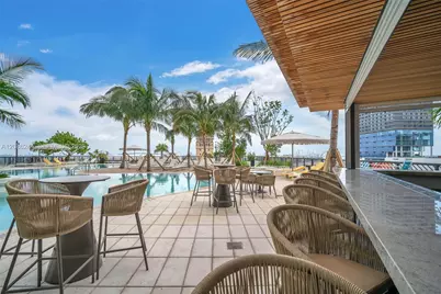 159 NE 6th St #2704, Miami, FL 33132 - Photo 31