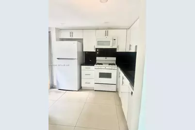 18111 NW 68th Ave #I105, Hialeah, FL 33015 - Photo 9