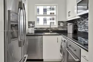 4747 Collins Ave, Miami Beach, FL 33140 - Photo 9