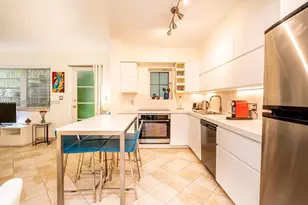 1127 Meridian Ave, Miami Beach, FL 33139 - Photo 15