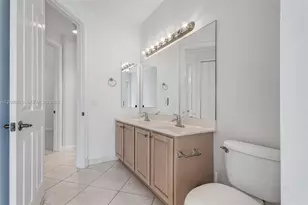 13702 NW 18th St, Pembroke Pines, FL 33028 - Photo 27