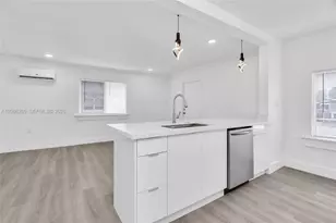 2828 NW 7th St, Fort Lauderdale, FL 33311 - Photo 15