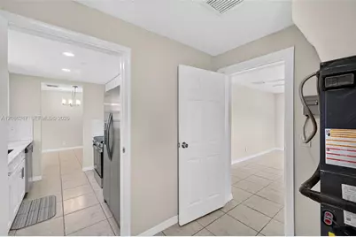 2831 NW 23rd St, Fort Lauderdale, FL 33311 - Photo 13
