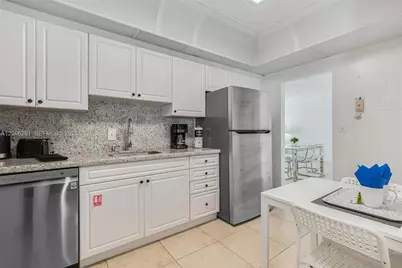 3801 S Ocean Dr #9T, Hollywood, FL 33019 - Photo 13
