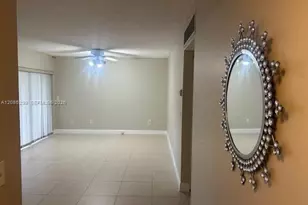 9851 NW 3rd Ct, Plantation, FL 33324 - Photo 5