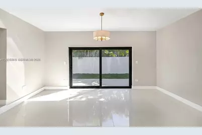 12015 NE 7th Ave, Biscayne Park, FL 33161 - Photo 7