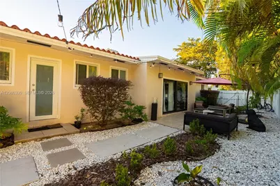 12015 NE 7th Ave, Biscayne Park, FL 33161 - Photo 55