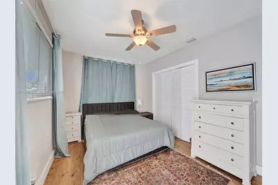 12015 NE 7th Ave, Biscayne Park, FL 33161 - Photo 17