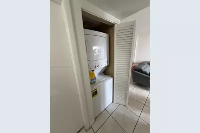 8095 NW 8th St #402, Miami, FL 33126 - Photo 9