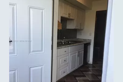 1825 Cleveland St #5, Hollywood, FL 33020 - Photo 15
