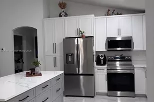 18537 60th St, Other City - In The State Of Florida, FL 34432 - Photo 11