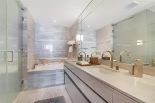 18975 Collins Ave, Sunny Isles Beach, FL 33160 - Photo 9