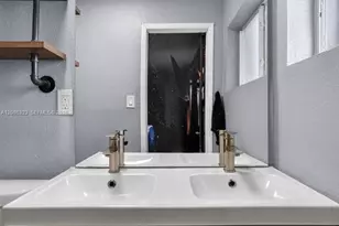 5317 NE 5th Ave, Oakland Park, FL 33334 - Photo 19