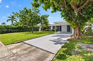 5317 NE 5th Ave, Oakland Park, FL 33334 - Photo 1