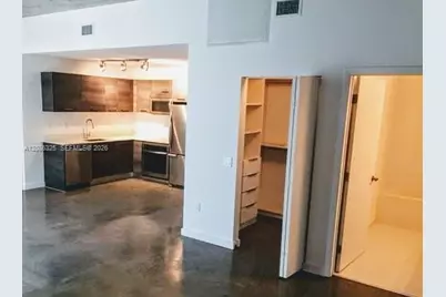 151 SE 1st #1007, Miami, FL 33131 - Photo 3