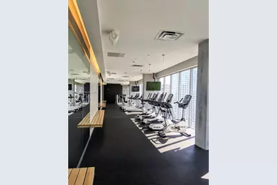 151 SE 1st #1007, Miami, FL 33131 - Photo 17