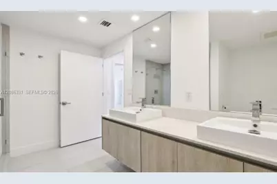 13800 Highland Dr #PH02, North Miami Beach, FL 33181 - Photo 15