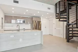 13800 Highland Dr, North Miami Beach, FL 33181 - Photo 3