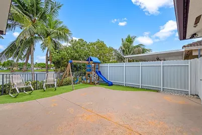 19953 NW 78th Ave, Hialeah, FL 33015 - Photo 39