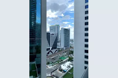55 SW 9th St #1707, Miami, FL 33130 - Photo 9