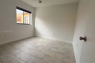 2740 W 62nd St, Hialeah, FL 33016 - Photo 9