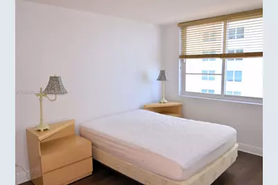5005 Collins Ave #1023, Miami Beach, FL 33140 - Photo 9