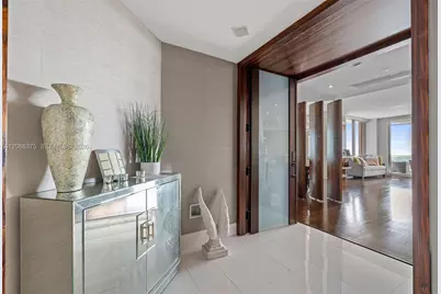 60 Edgewater Dr #9D, Coral Gables, FL 33133 - Photo 3