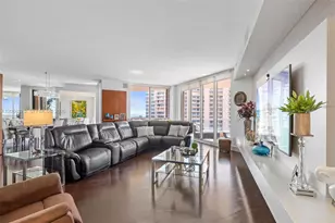 60 Edgewater Dr, Coral Gables, FL 33133 - Photo 5