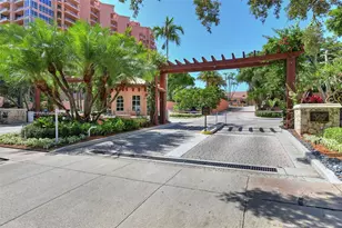 60 Edgewater Dr, Coral Gables, FL 33133 - Photo 41