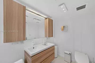 2150 Sans Souci Blvd #PH-D1, North Miami, FL 33181 - Photo 17
