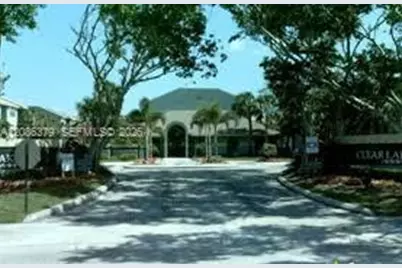 706 Executive Center Dr #34, West Palm Beach, FL 33401 - Photo 15