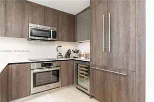88 SW 7th St, Miami, FL 33130 - Photo 23