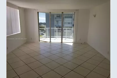16740 NE 9th Ave #702, North Miami Beach, FL 33162 - Photo 3