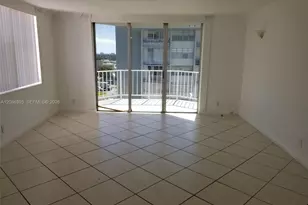 16740 NE 9th Ave, North Miami Beach, FL 33162 - Photo 3