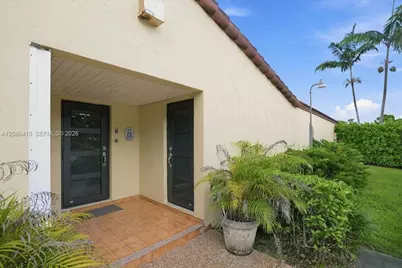 9805 SW 64th St, Miami, FL 33173 - Photo 19