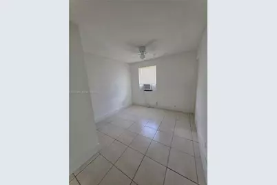 5731 Flagler St #3, Hollywood, FL 33023 - Photo 5