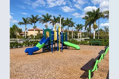 353 NE 37th Pl, Homestead, FL 33033 - Photo 9