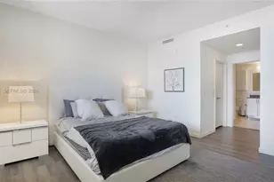 999 SW 1st Ave, Miami, FL 33131 - Photo 15