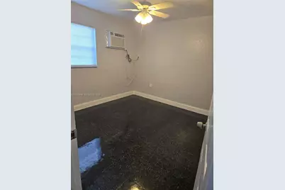 825 NW 70th St #14, Miami, FL 33150 - Photo 3