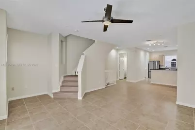 1033 NE 17th Way #1804, Fort Lauderdale, FL 33304 - Photo 7