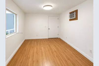 8060 W 23rd Ave #6, Hialeah, FL 33016 - Photo 11