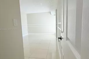 8830 SW 123rd Ct, Miami, FL 33186 - Photo 23