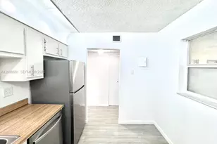 1800 SW 81st Ave, North Lauderdale, FL 33068 - Photo 3