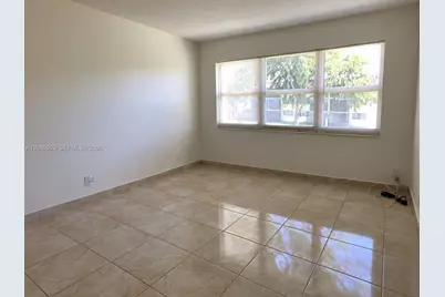 400 S Hollybrook Dr #306, Pembroke Pines, FL 33025 - Photo 9
