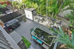 2723 NE 164th St, North Miami Beach, FL 33160 - Photo 23