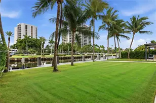 415 Holiday Dr, Hallandale Beach, FL 33009 - Photo 67