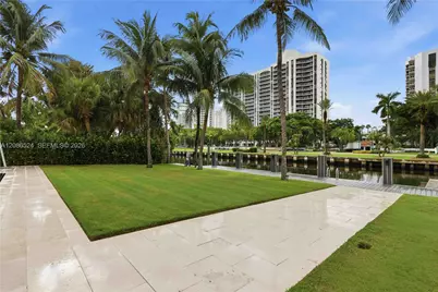 415 Holiday Dr, Hallandale Beach, FL 33009 - Photo 65