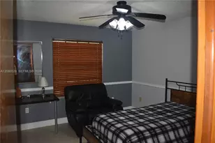 9029 NW 152nd Ln, Miami Lakes, FL 33018 - Photo 11